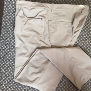 Men’s Lululemon ABC pants.Worn 10 times at most